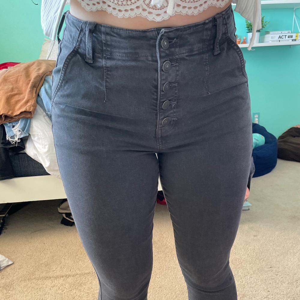American Eagle Grey Button Front High Rise Jegging